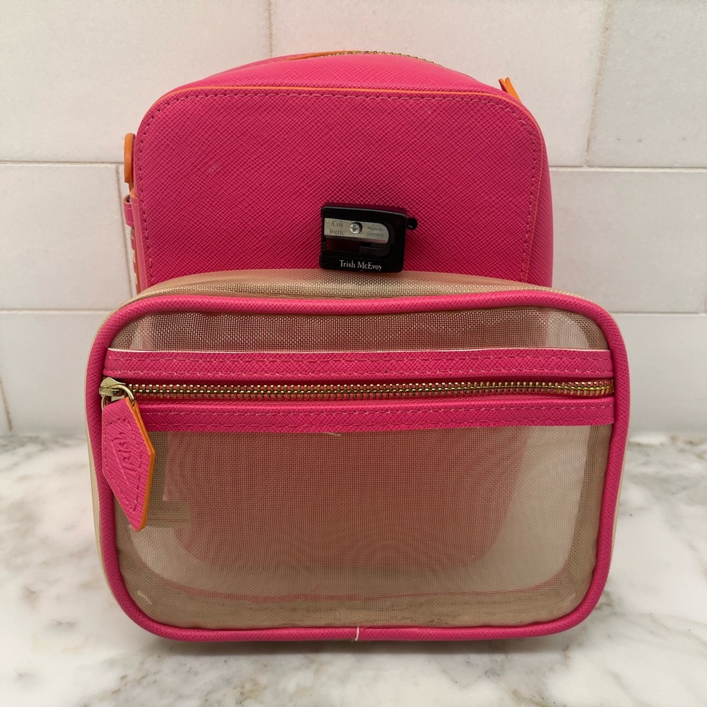 Never used PINK TRISH MCEVOY PLANNER included is mesh bag & pencil sharpener
